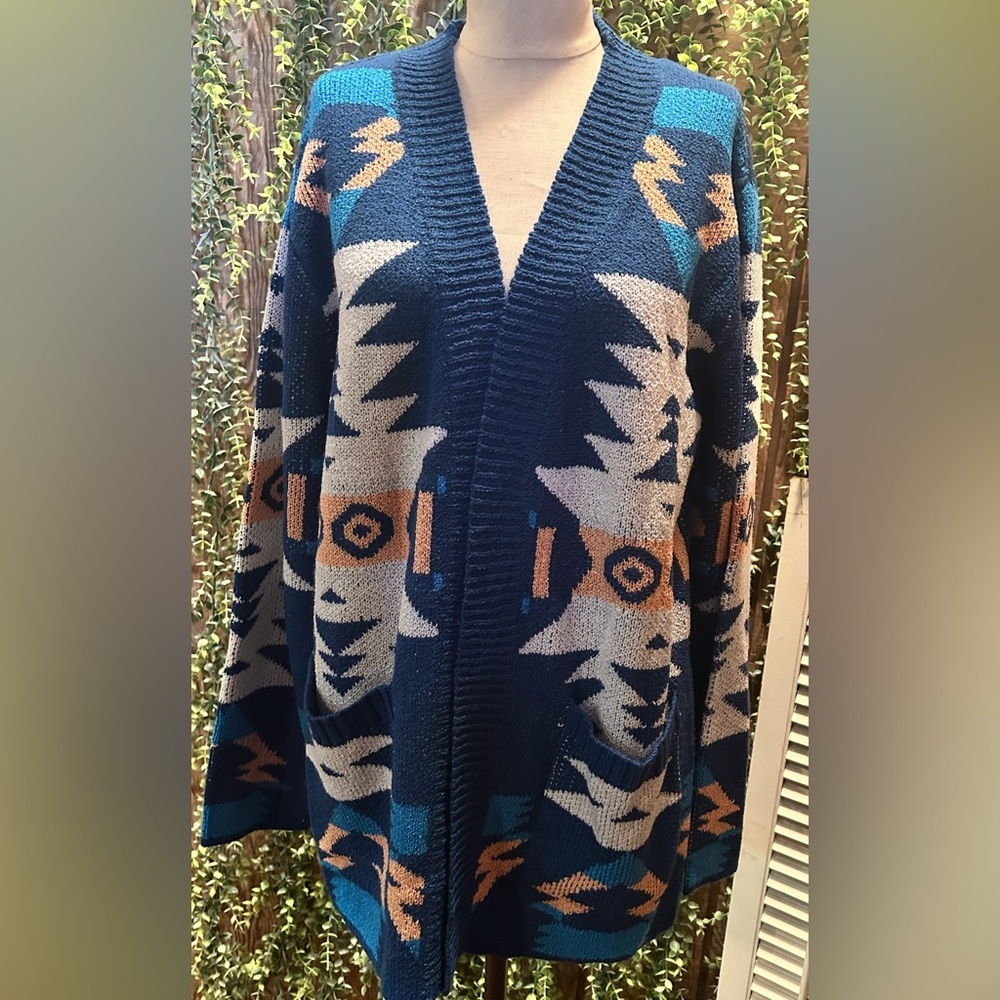 Geometric Patterned Cardigan